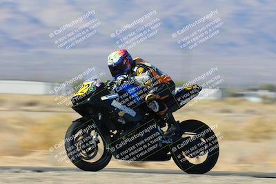 media/Dec-06-2024-CVMA Friday Practice (Fri) [[e1d1c5d4fc]]/4-Group 4 and Trackday/Session 2 (Turn 15)/